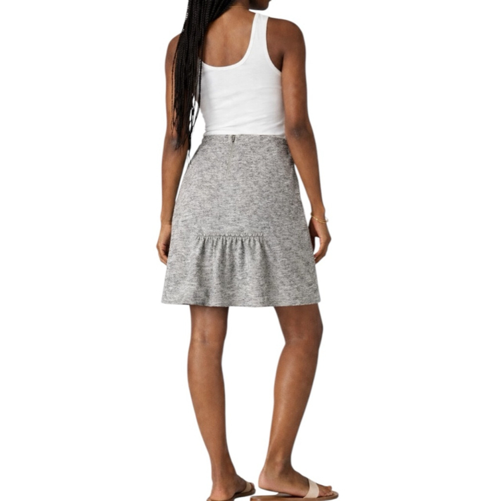 Canadian Designer 100% Linen Skirt, 10, Slow Fashion Minimalist Ruffle